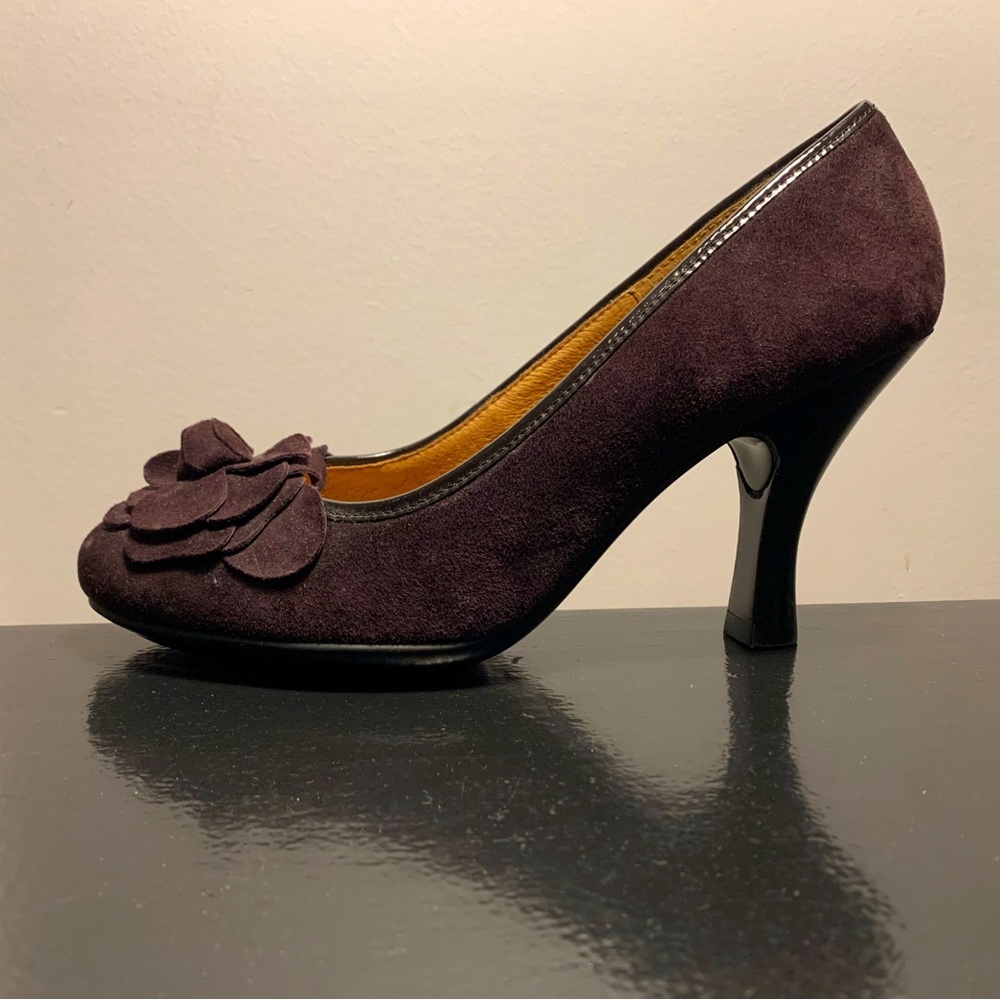Sofft Brand purple suede pumps size 8